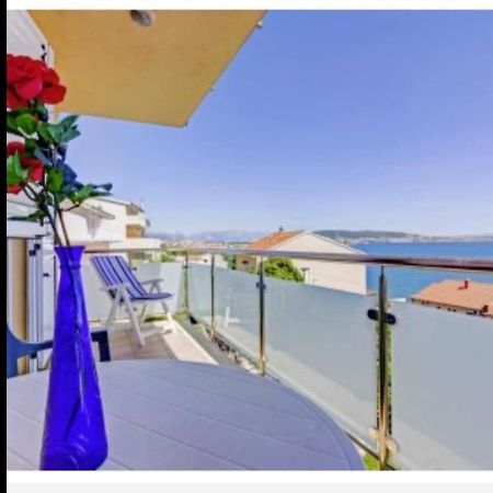 Apartmani Gizela Seget Donji Exterior photo