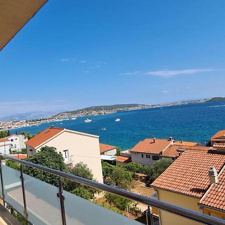 Apartmani Gizela Seget Donji Exterior photo